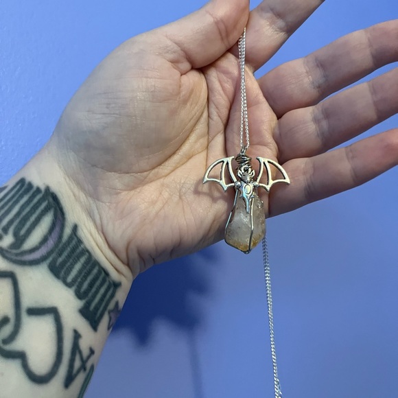 Citrine Bat Necklace, gothic wire wrapped crystal jewelry, Halloween bat - Picture 4 of 6